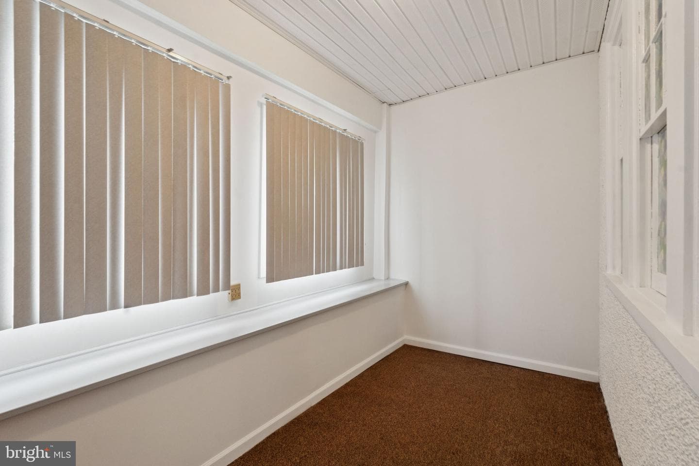 7333 Lawndale Avenue photo 9