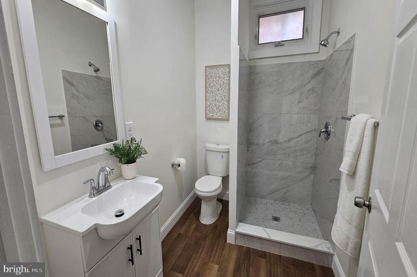 5457 Cedar Avenue photo 25
