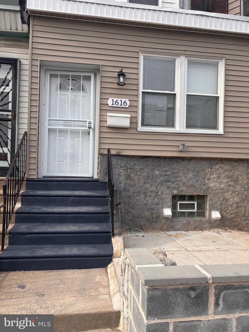 1616 N Redfield Street photo 39