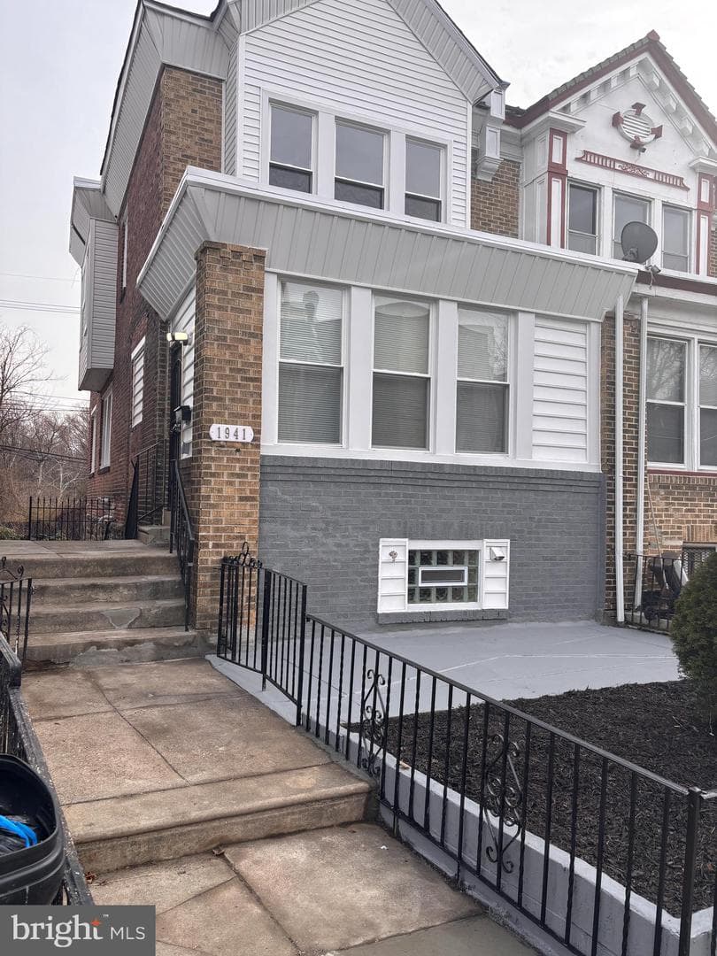 1941 N 52nd Street photo 37