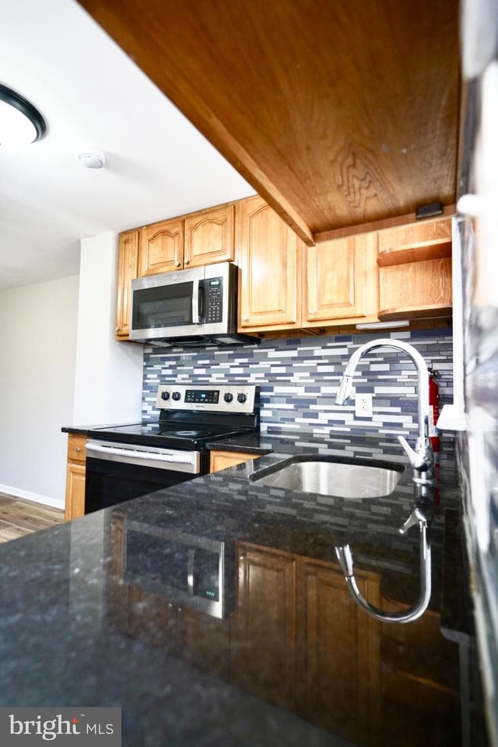 2655 Cedar Street photo 11