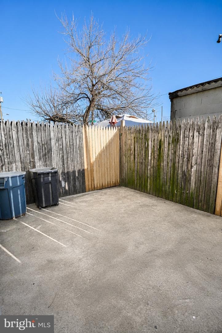 2655 Cedar Street photo 20