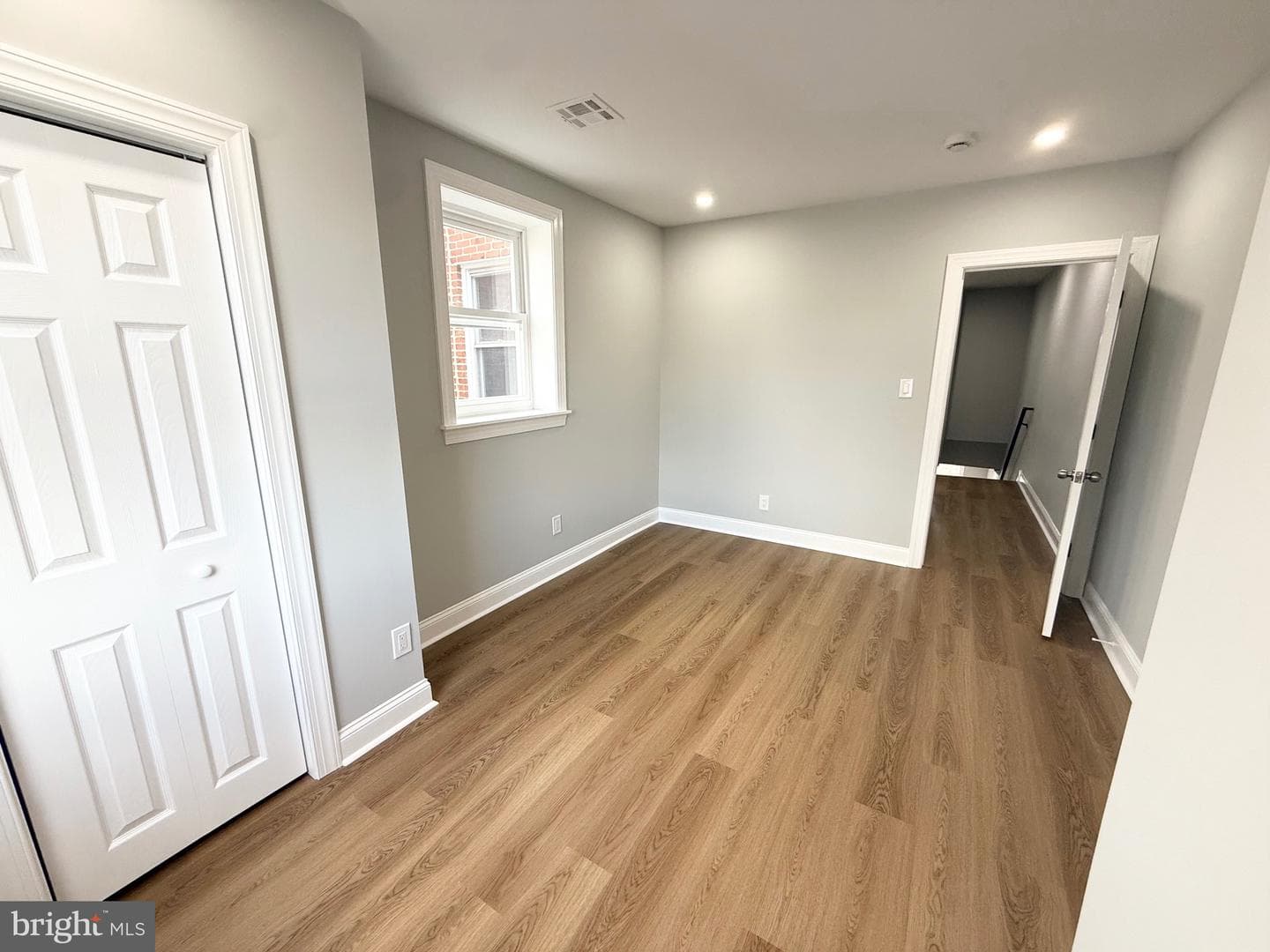 355 E Loudon Street photo 25