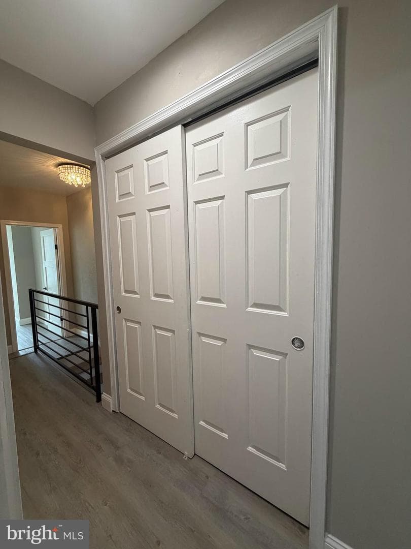 2712 N Hicks Street photo 16