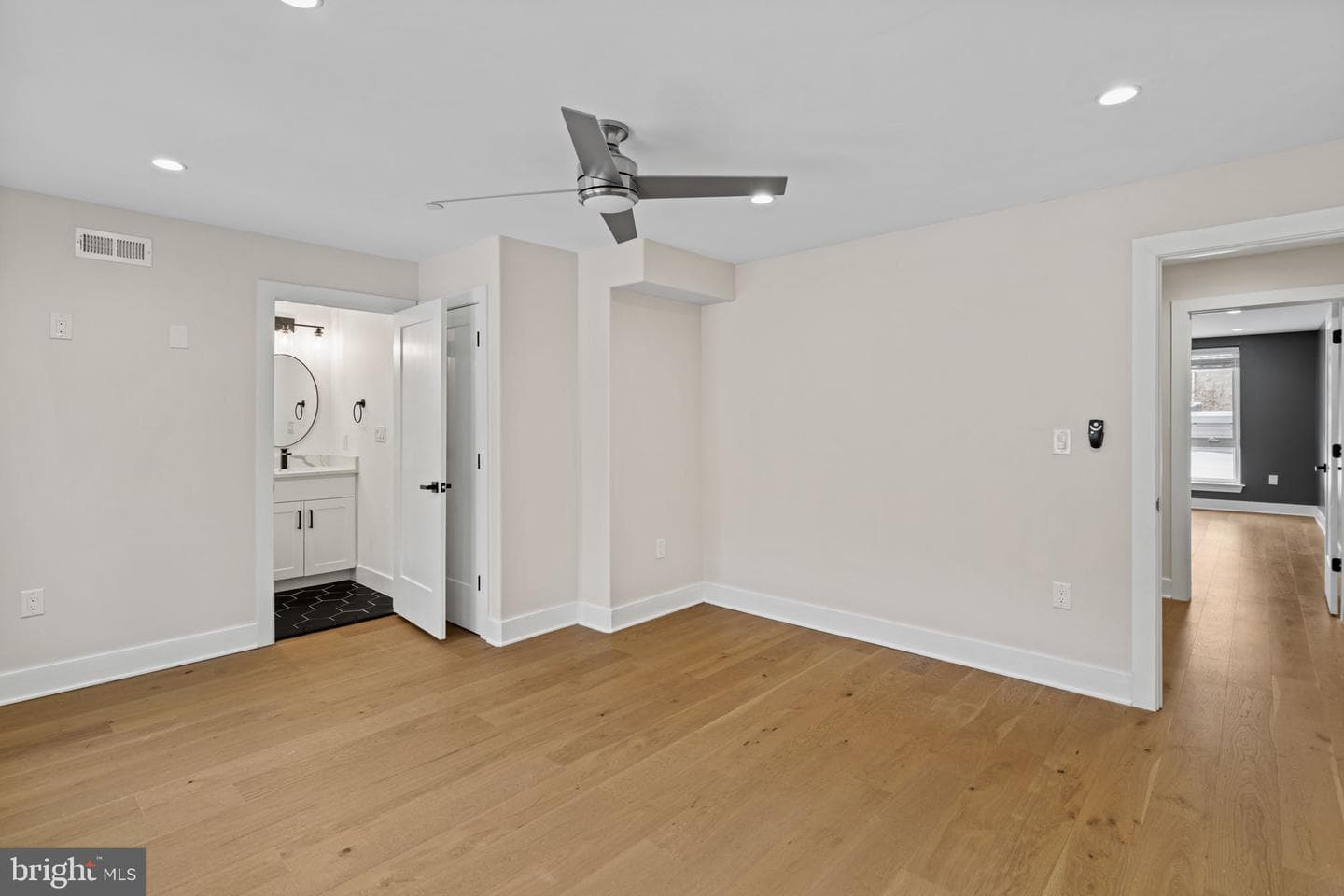 1224 N 26th #e1 photo 22
