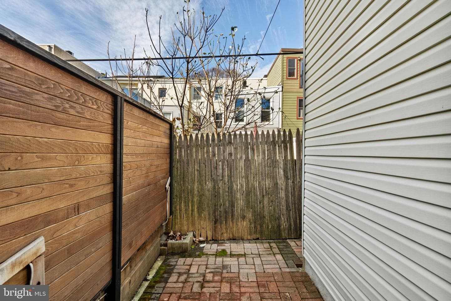 760 N Bucknell Street photo 13