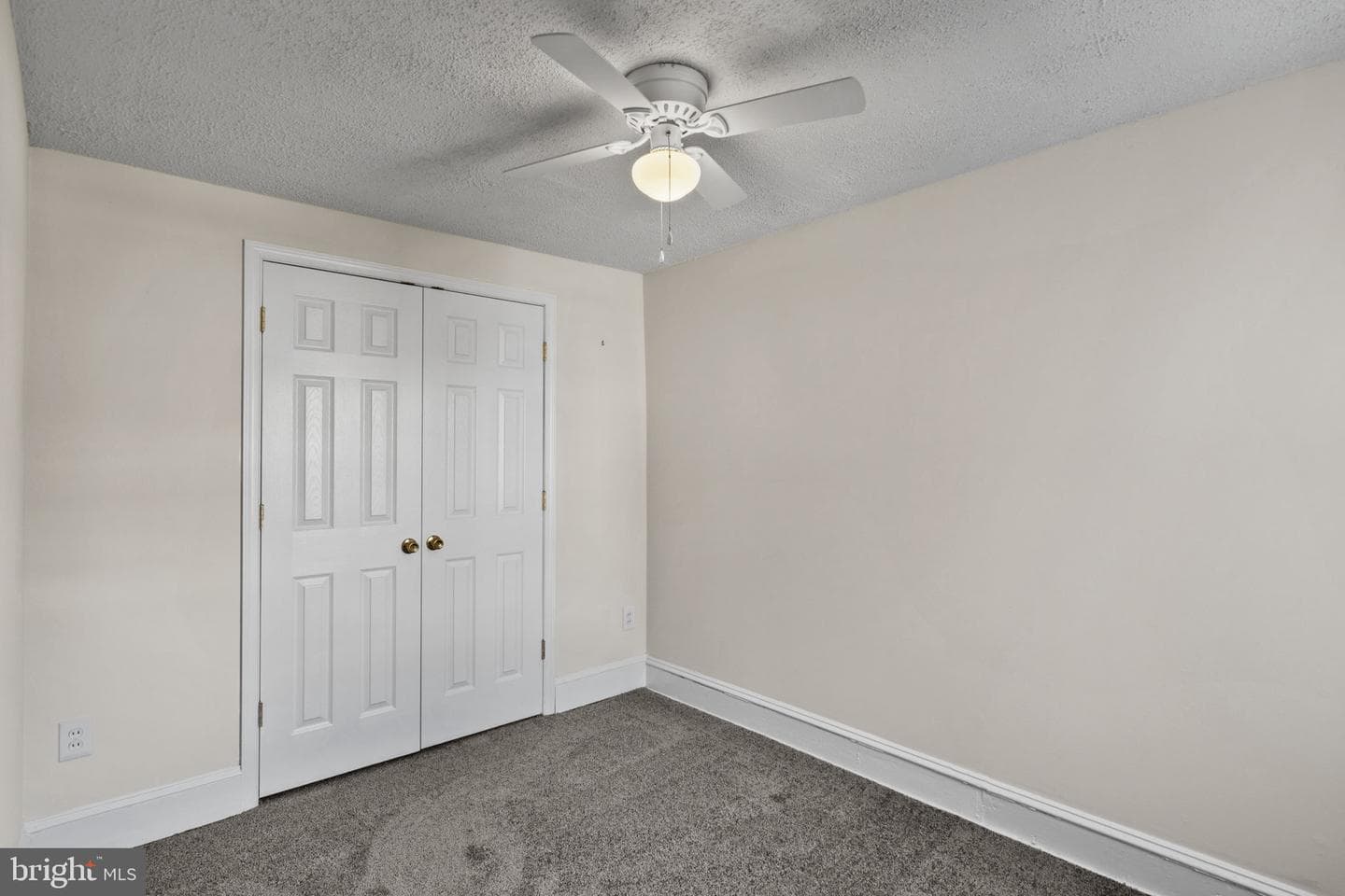 760 N Bucknell Street photo 23