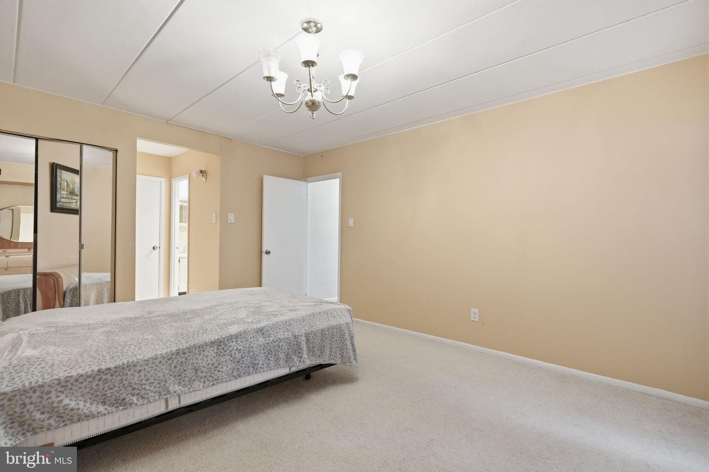 8910 Krewstown Road #118 photo 11