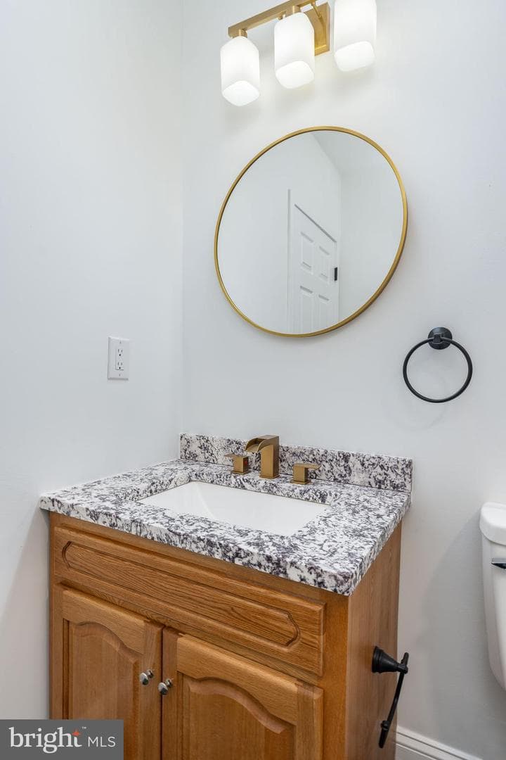 5208 Glenloch Street photo 20