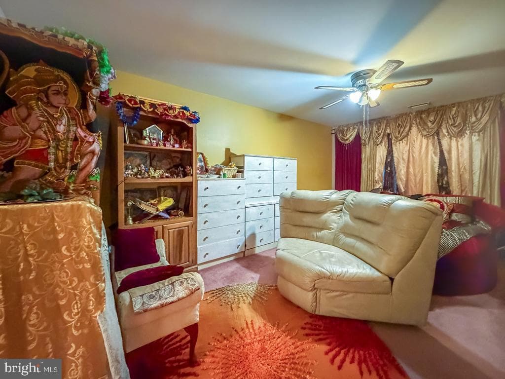 72203 Delaire Landing Road #203 photo 15