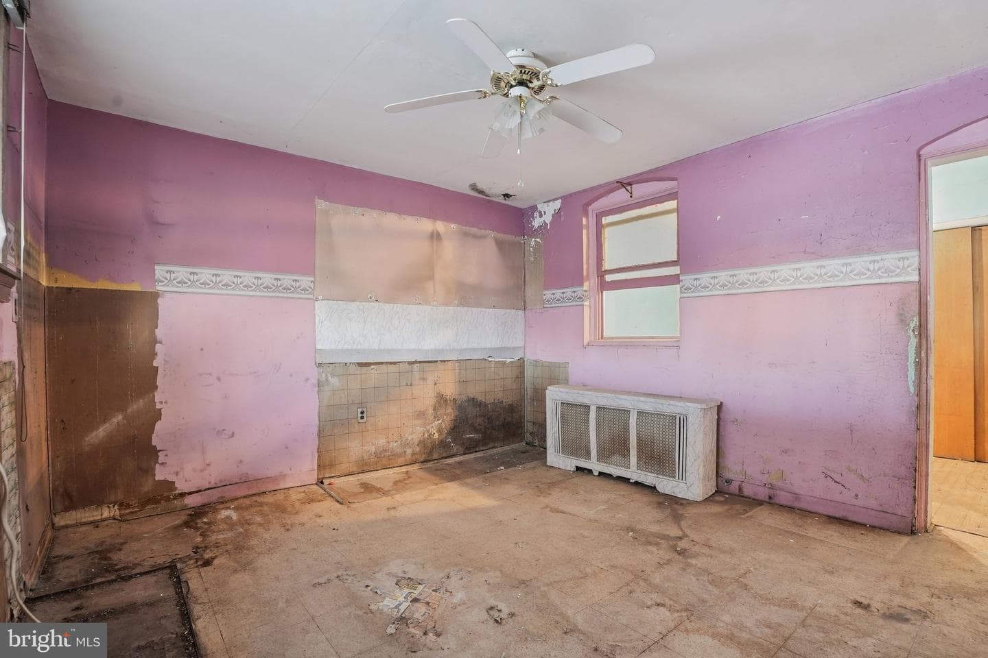 5322 James Street photo 17