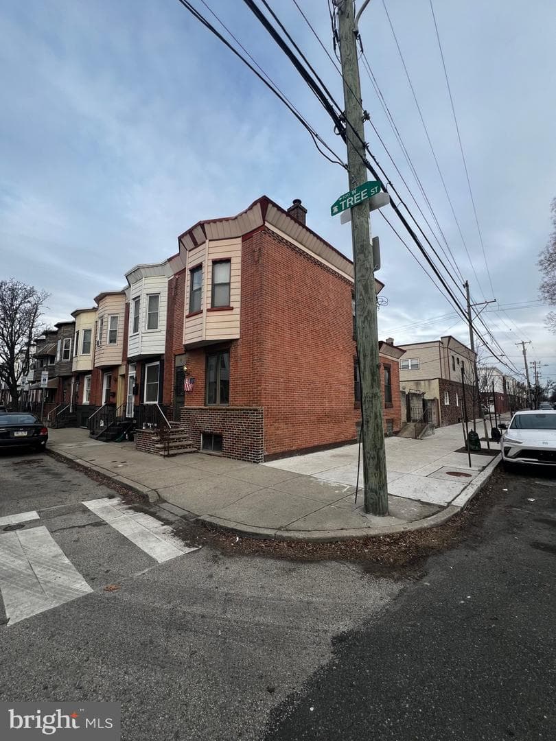 101 Tree Street photo 27