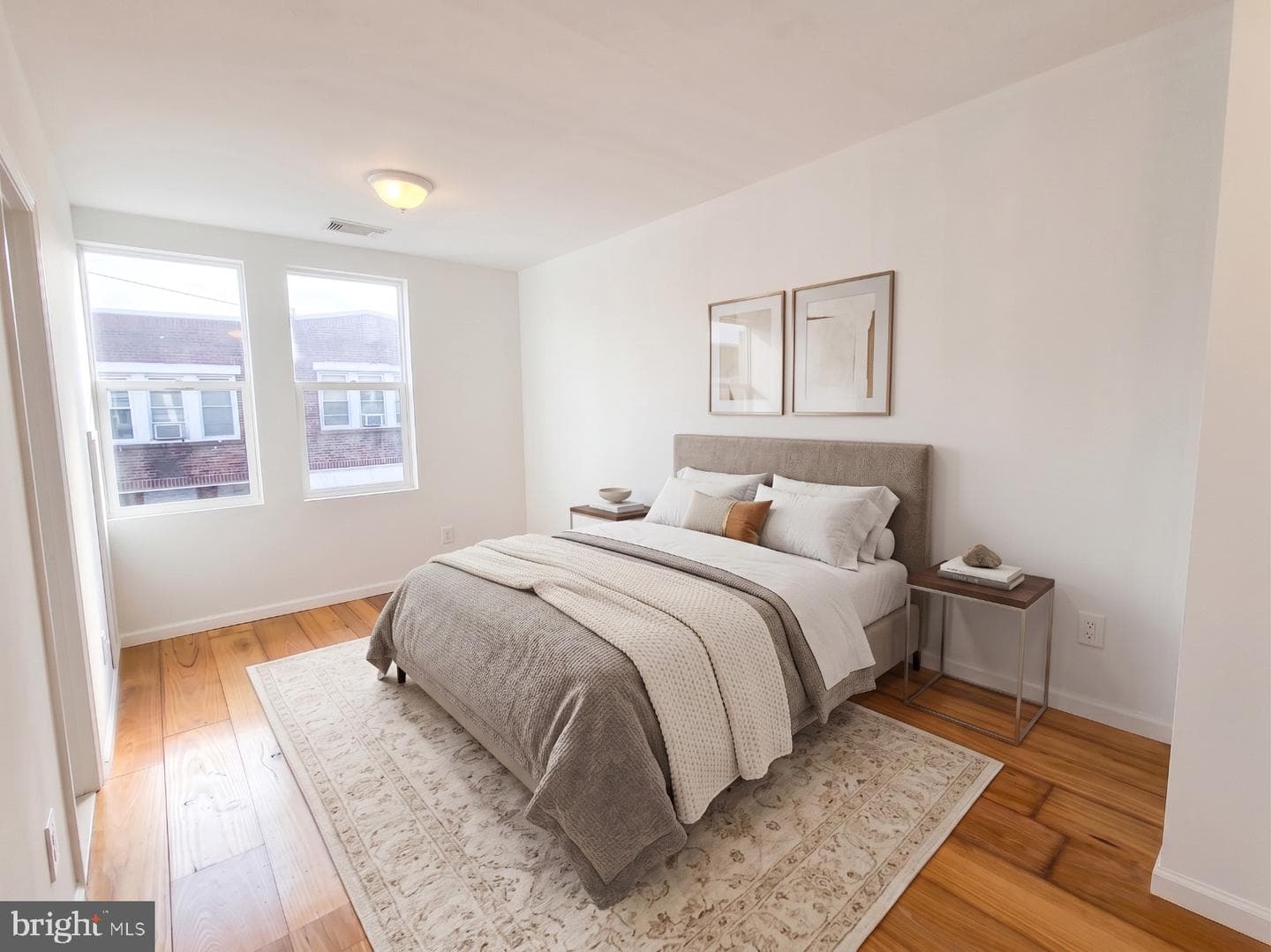 2079 Anchor Street photo 4