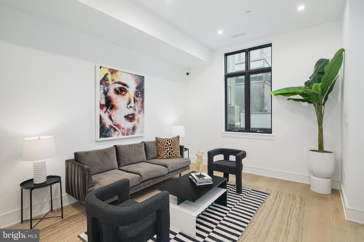 2324 Sansom Street photo 18