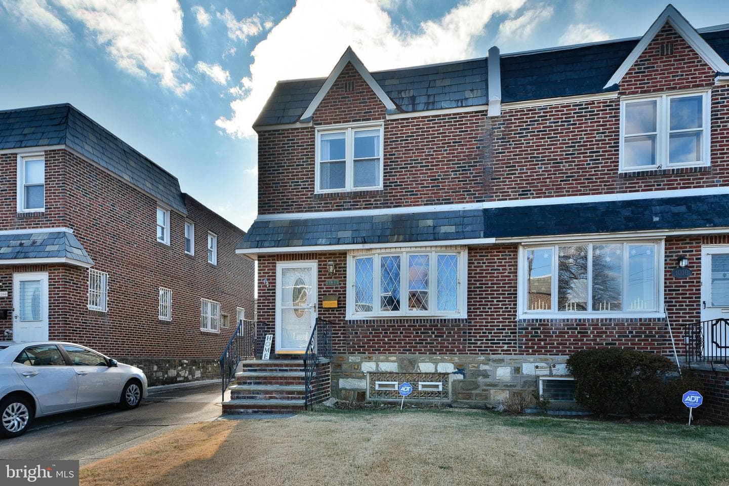 1012 Saint Vincent Street photo 1