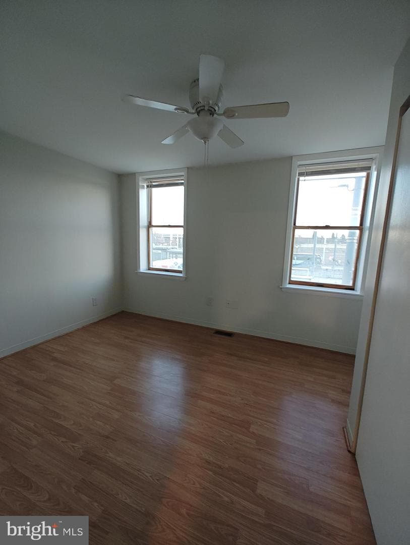 3256 Emery Street photo 9