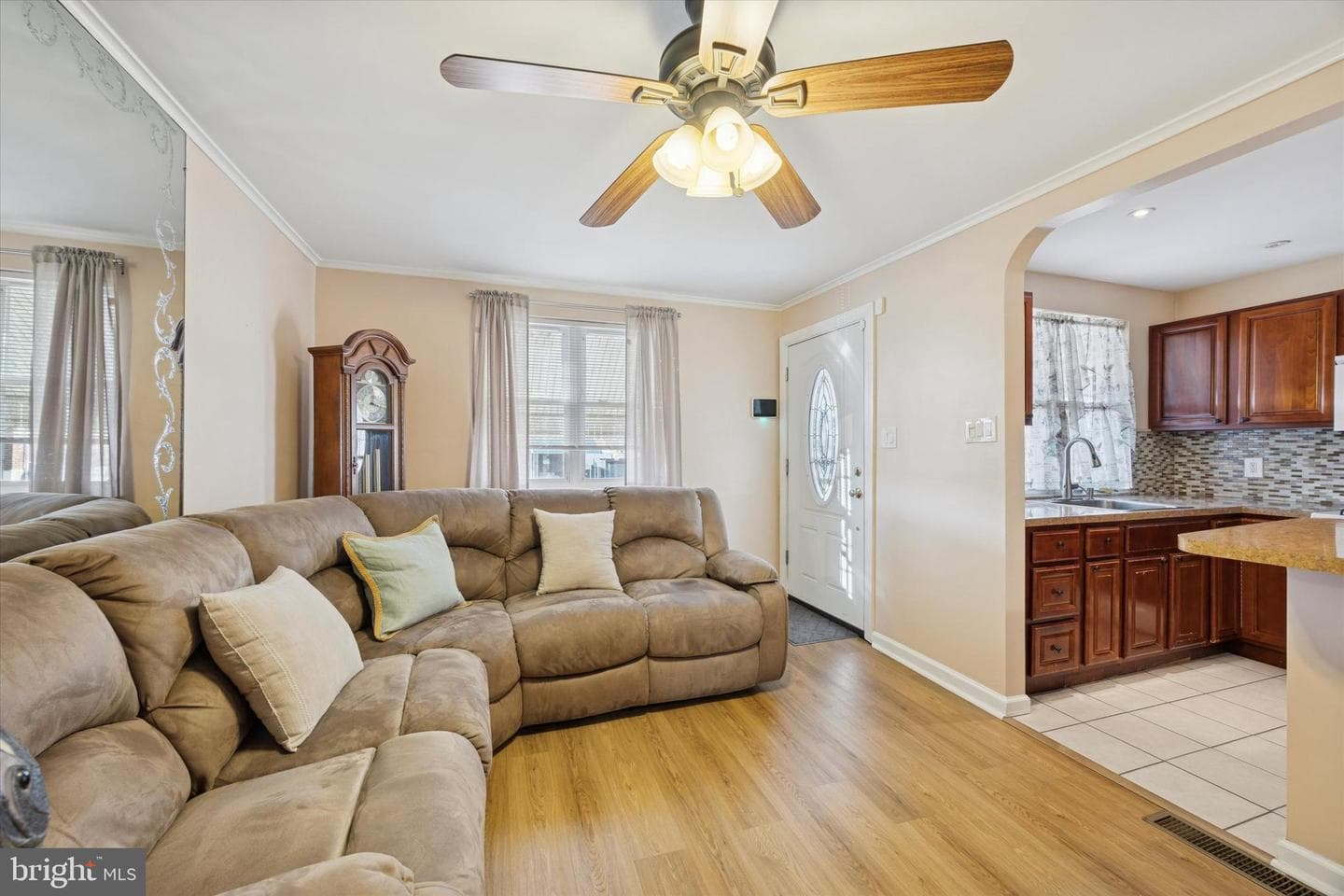 4337 J Street photo 6