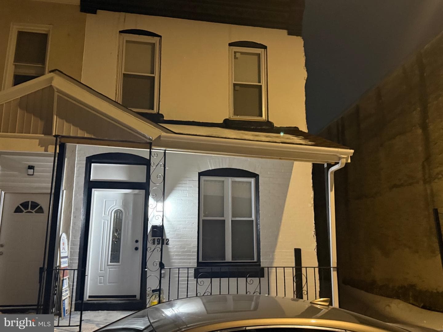 1912 W Willard Street
