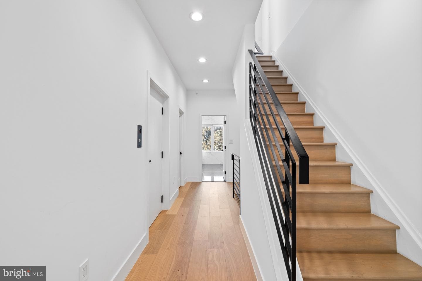 2130 Spring Street photo 34