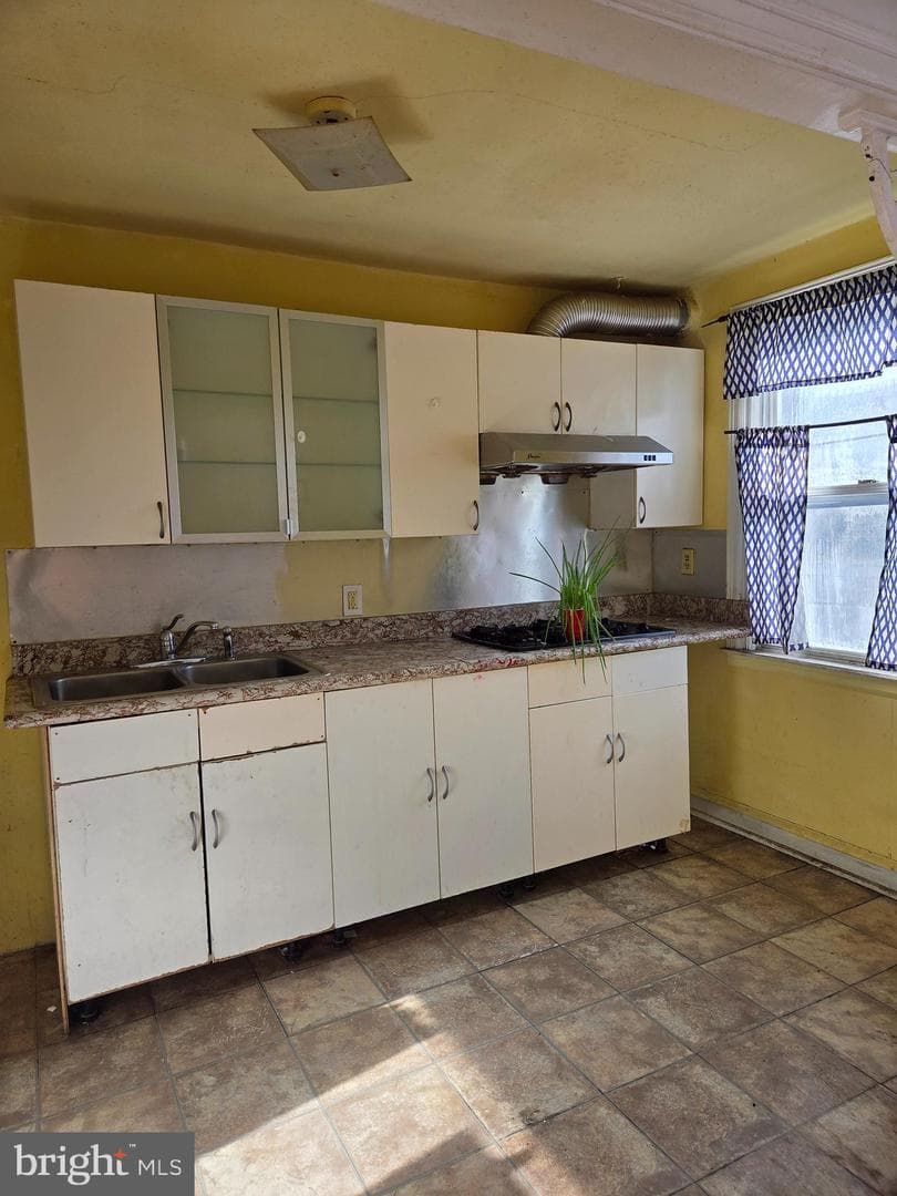 2912 Passmore Street photo 6