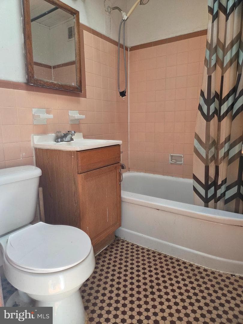 2912 Passmore Street photo 9