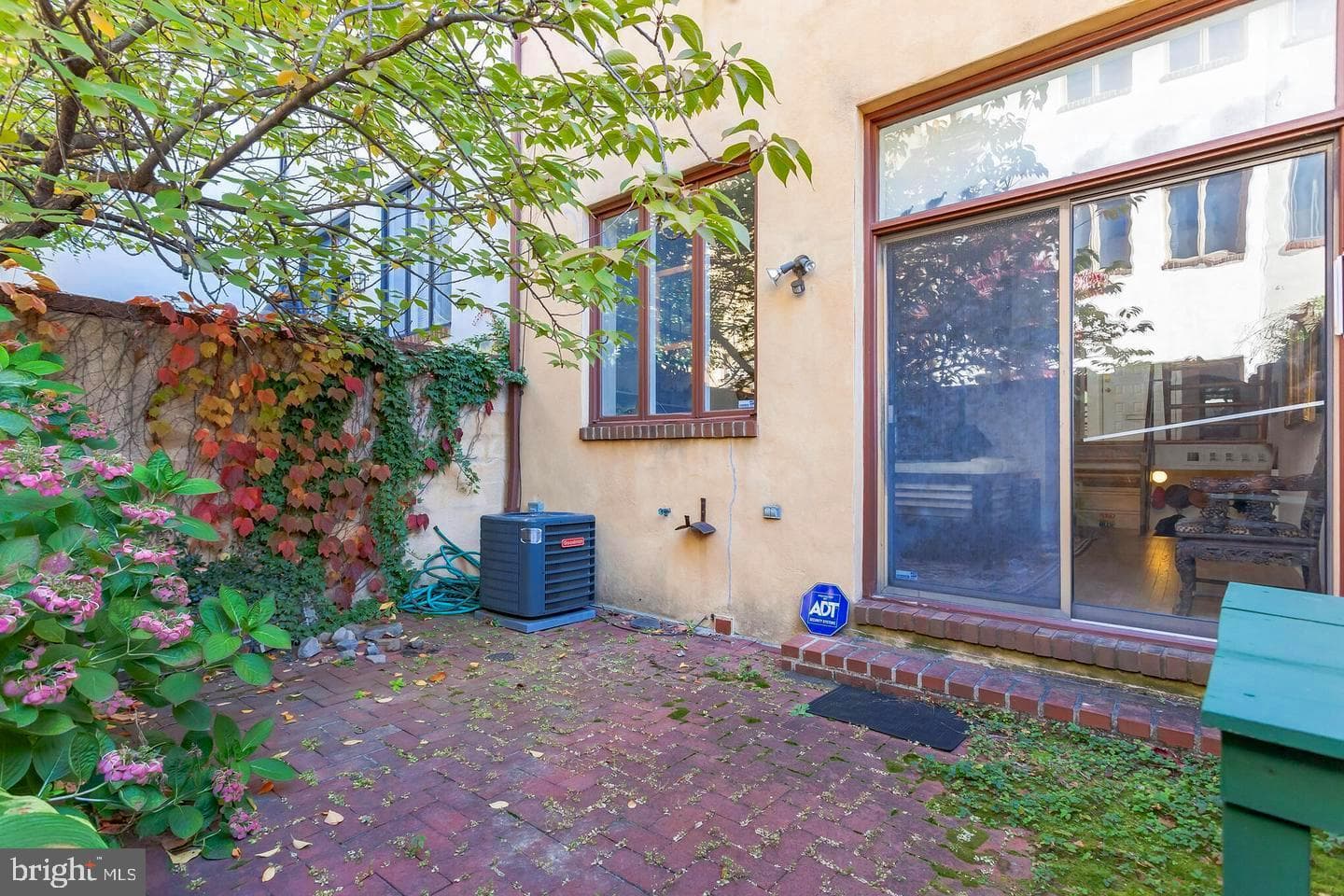 718 S Philip Street photo 16