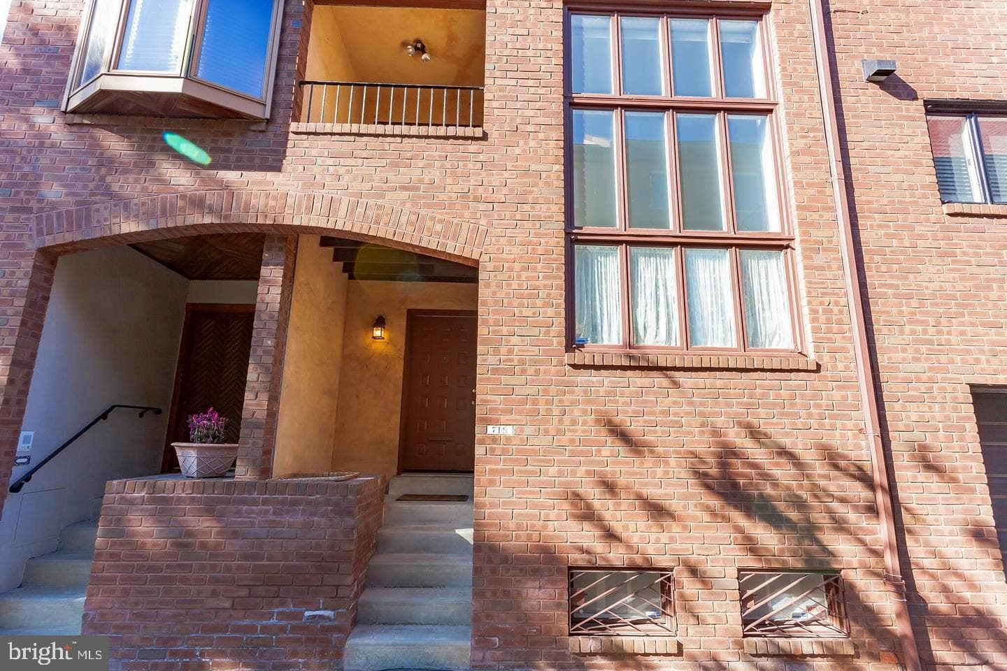 718 S Philip Street photo 43