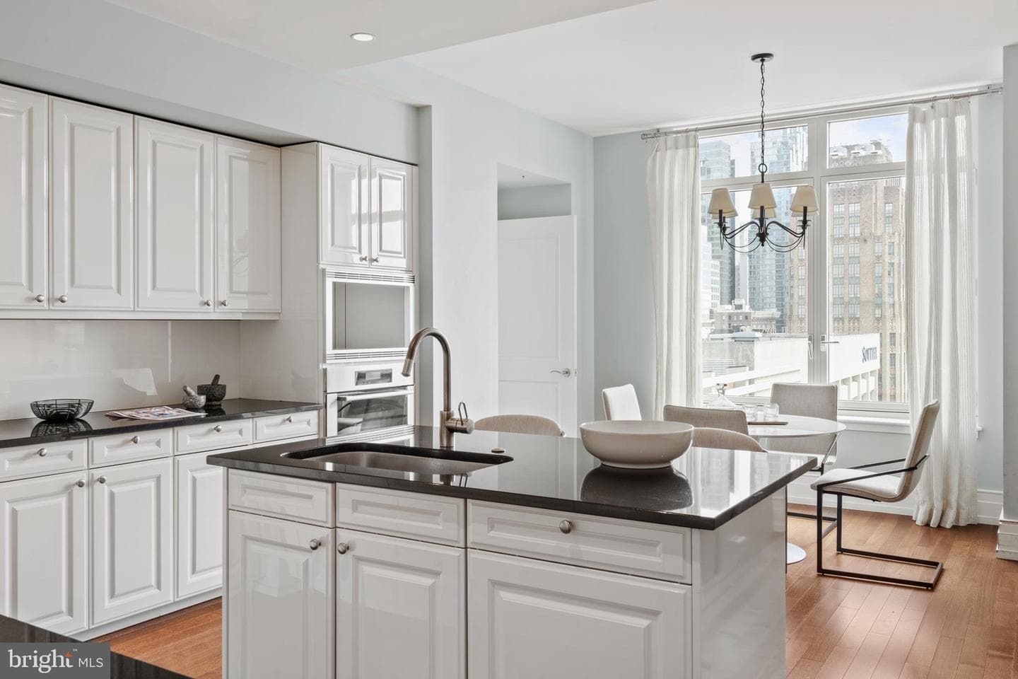 130 S 18th Street #1803 photo 22