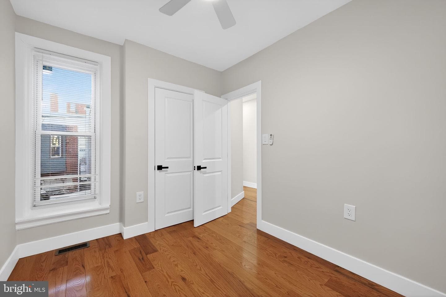 5216 Delancey Street photo 23