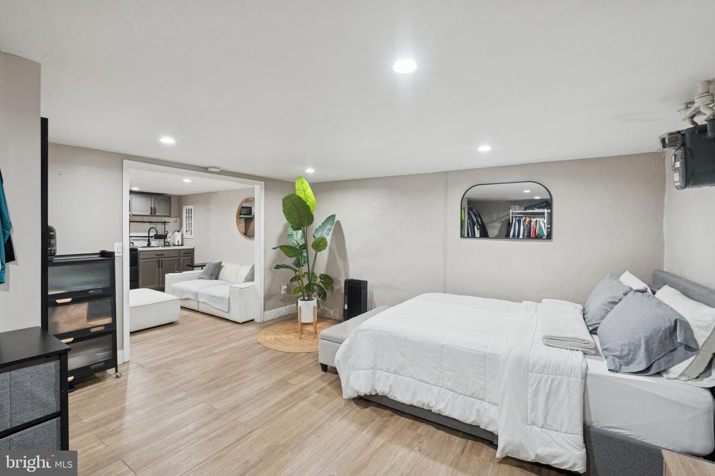 6532 Hegerman Street photo 17