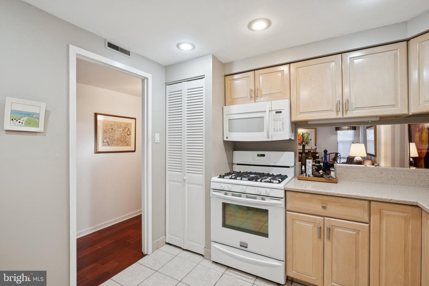 130 Spruce Street #15b photo 9