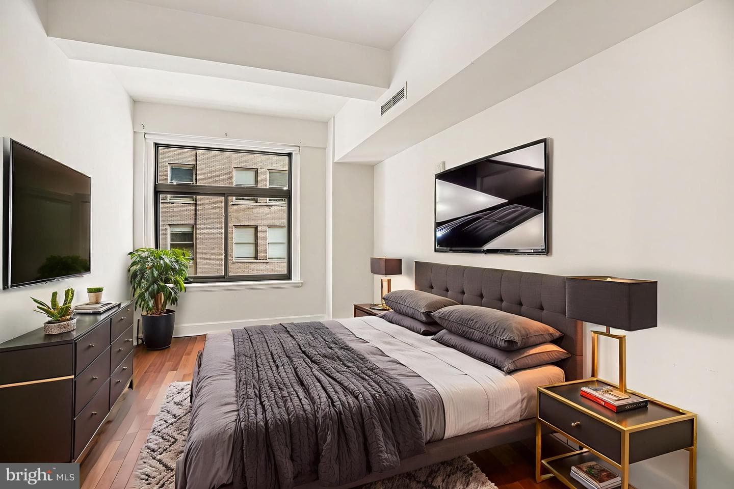 1500 Chestnut Street #8c photo 21