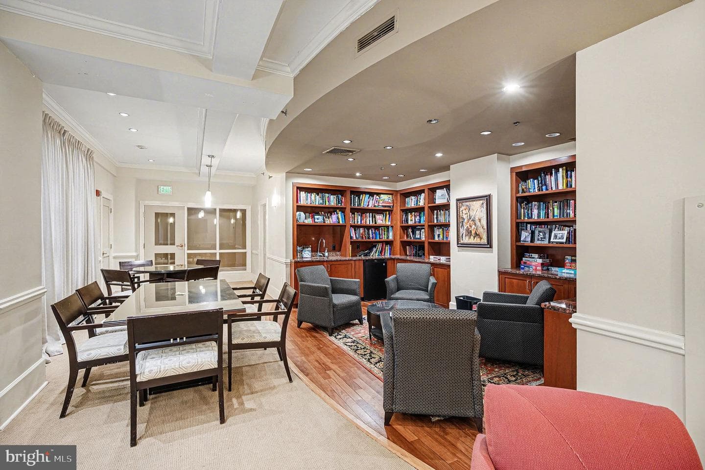 1500 Chestnut Street #8c photo 4