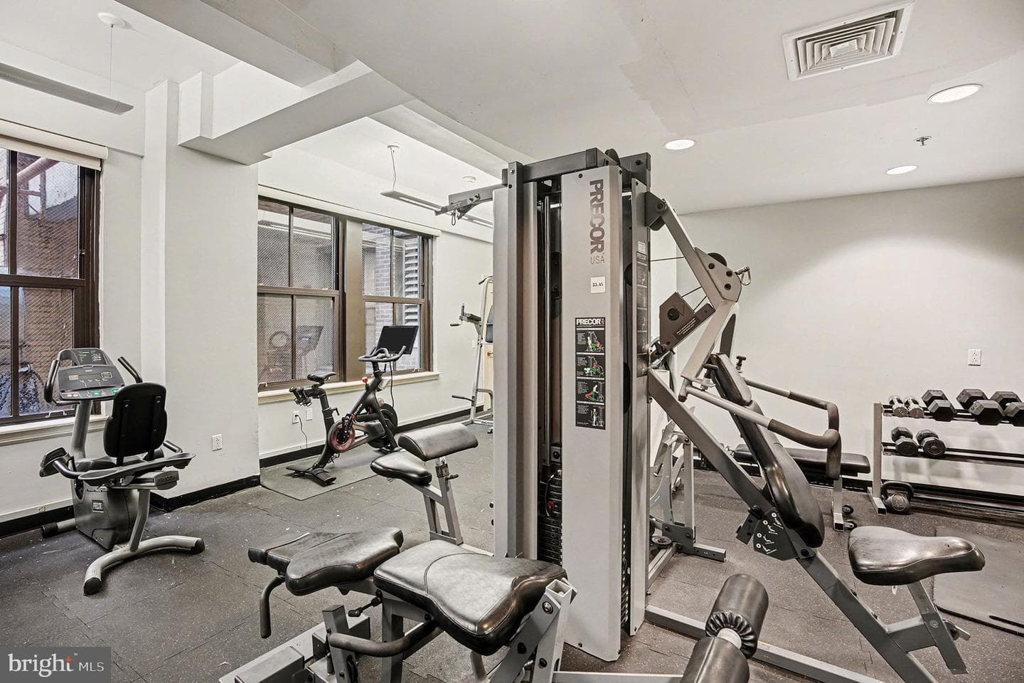1500 Chestnut Street #8c photo 5