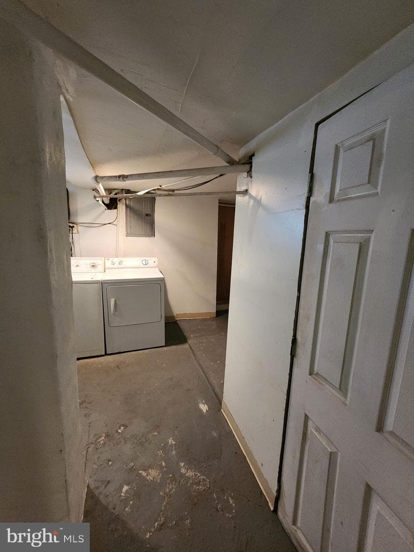 1634 Lewis Street photo 46