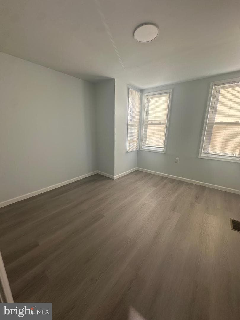 5100 Cottage Street photo 15