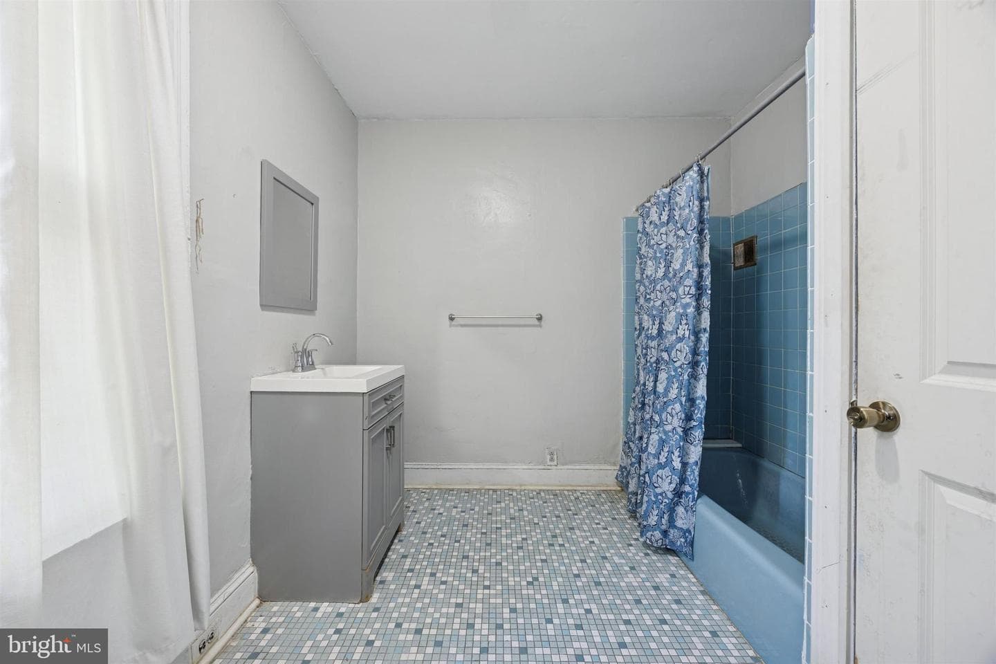 62 N Lindenwood Street photo 16
