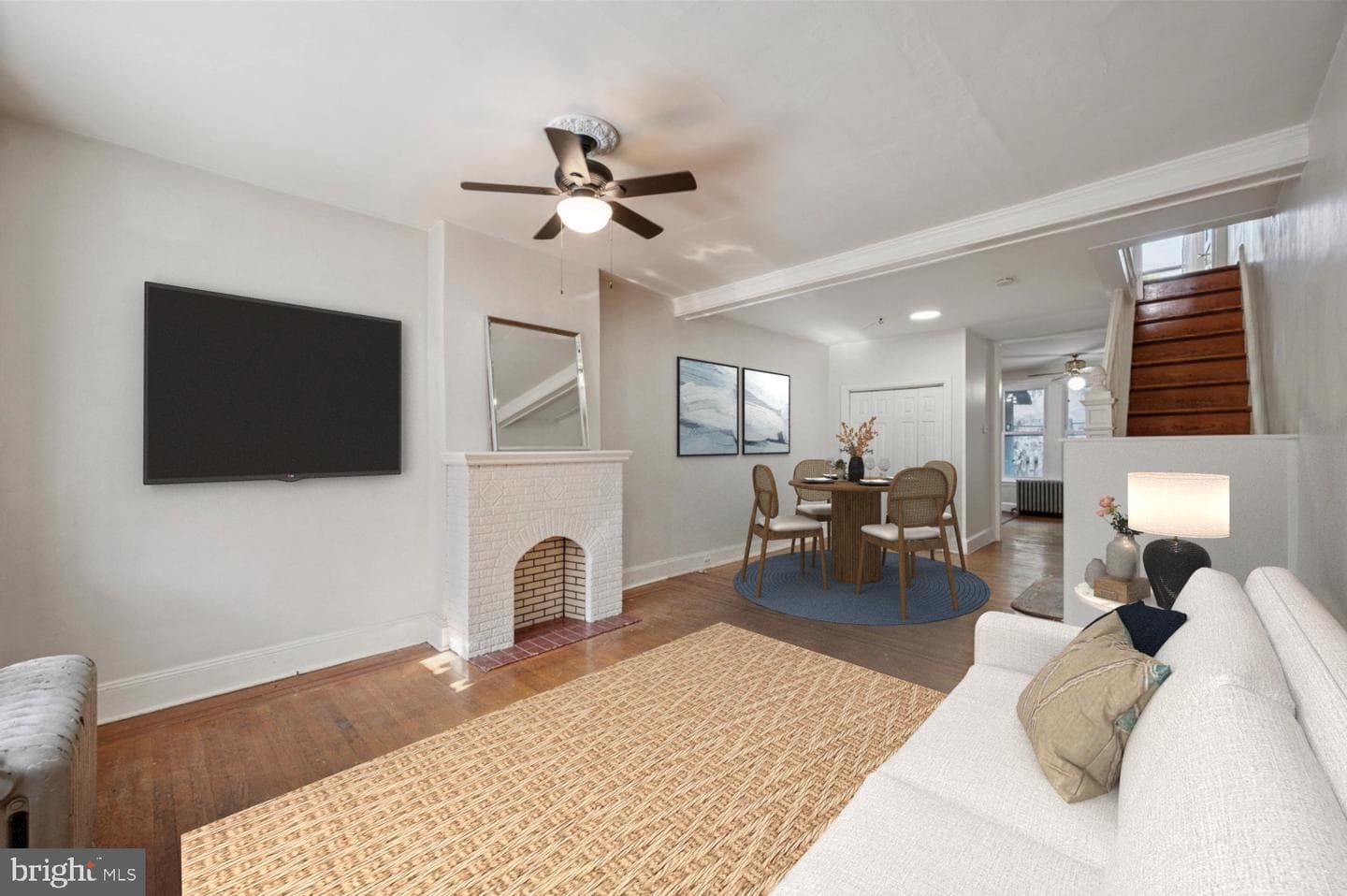 3667 Eveline Street photo 3
