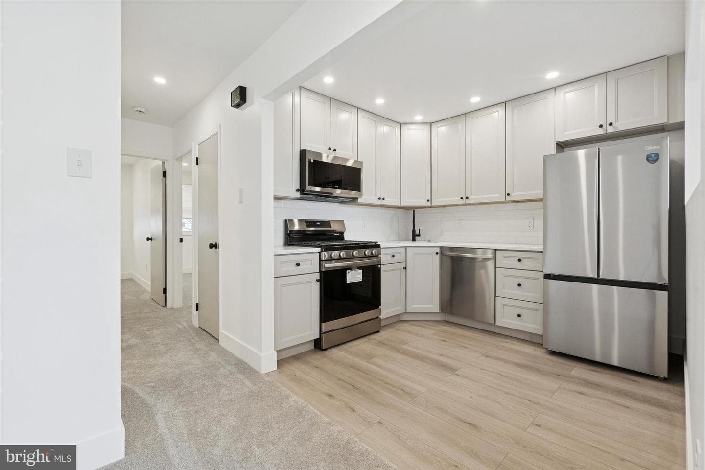 1720 Kennedy Street photo 10