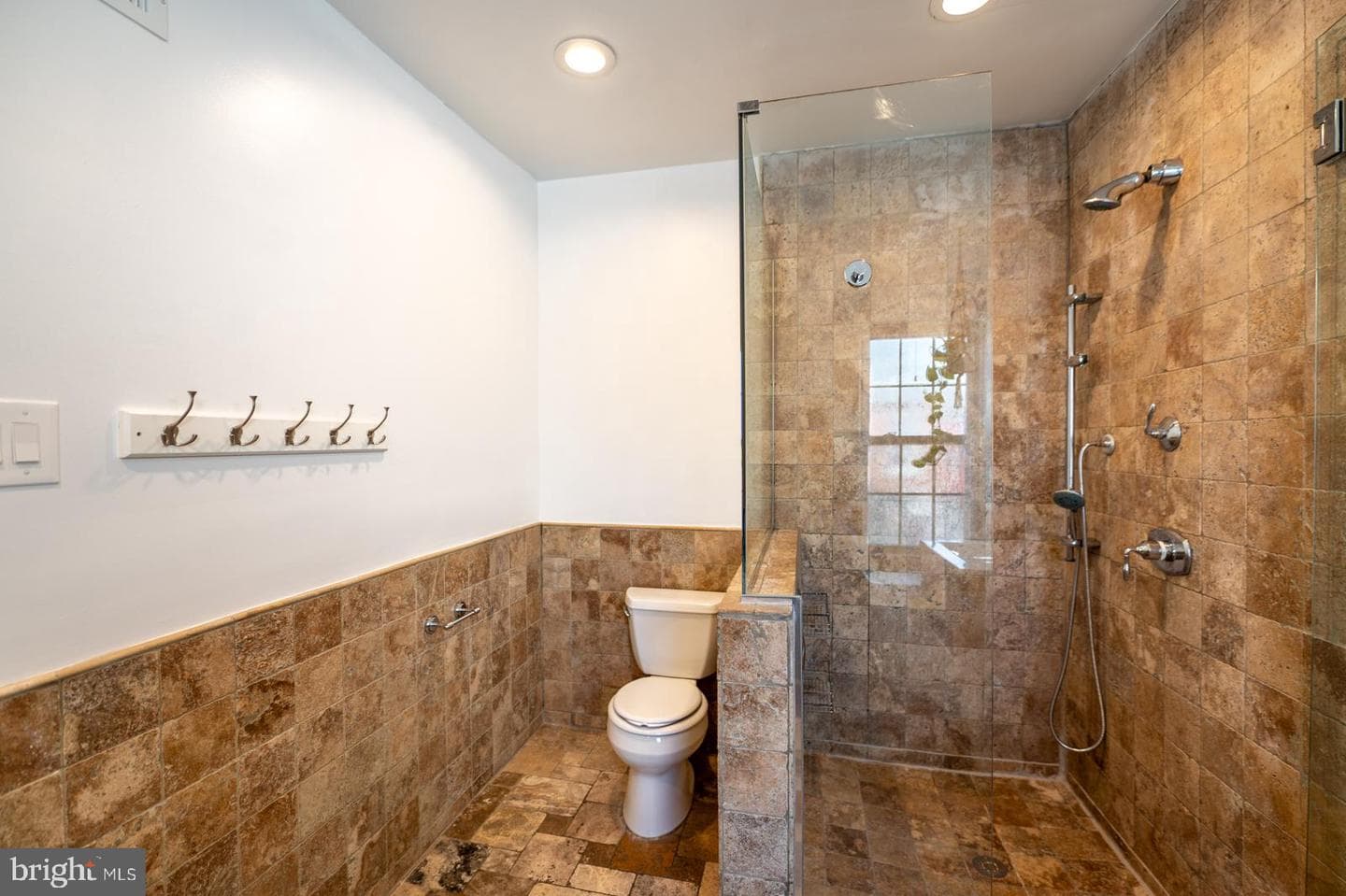 2927 Cambridge Street photo 43