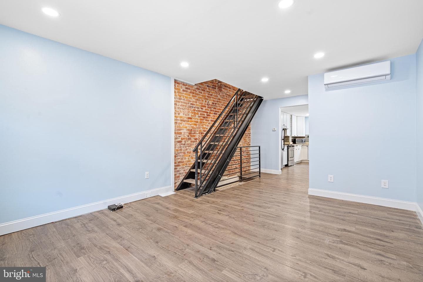 2420 S Percy Street photo 4