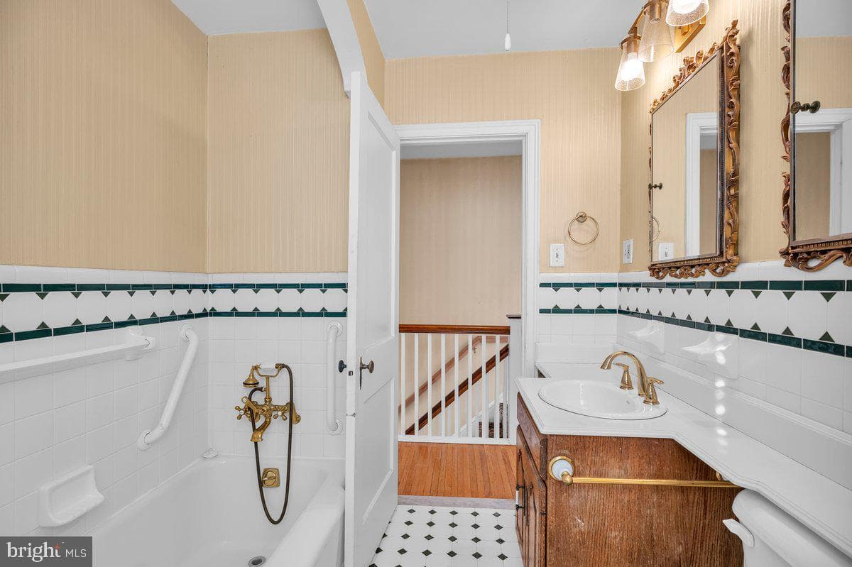3131 Teesdale Street photo 15