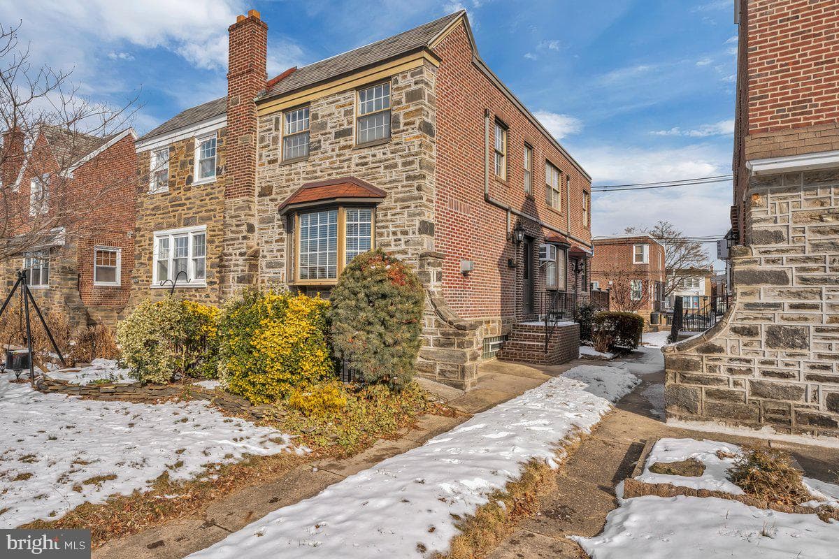 3131 Teesdale Street photo 3