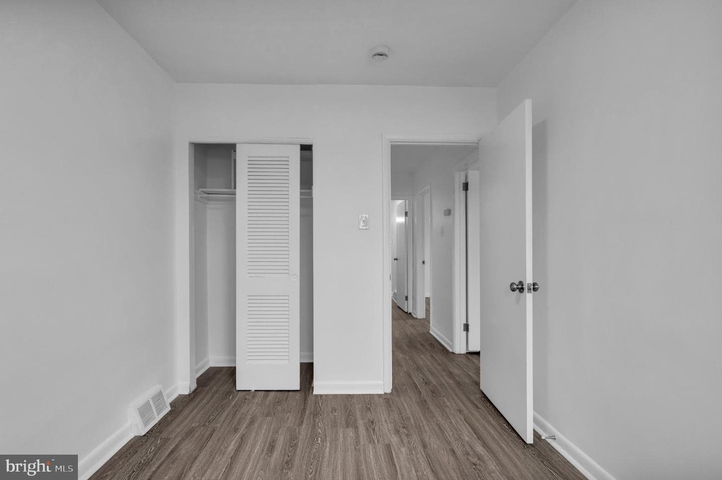 7831 Lorna Drive photo 22