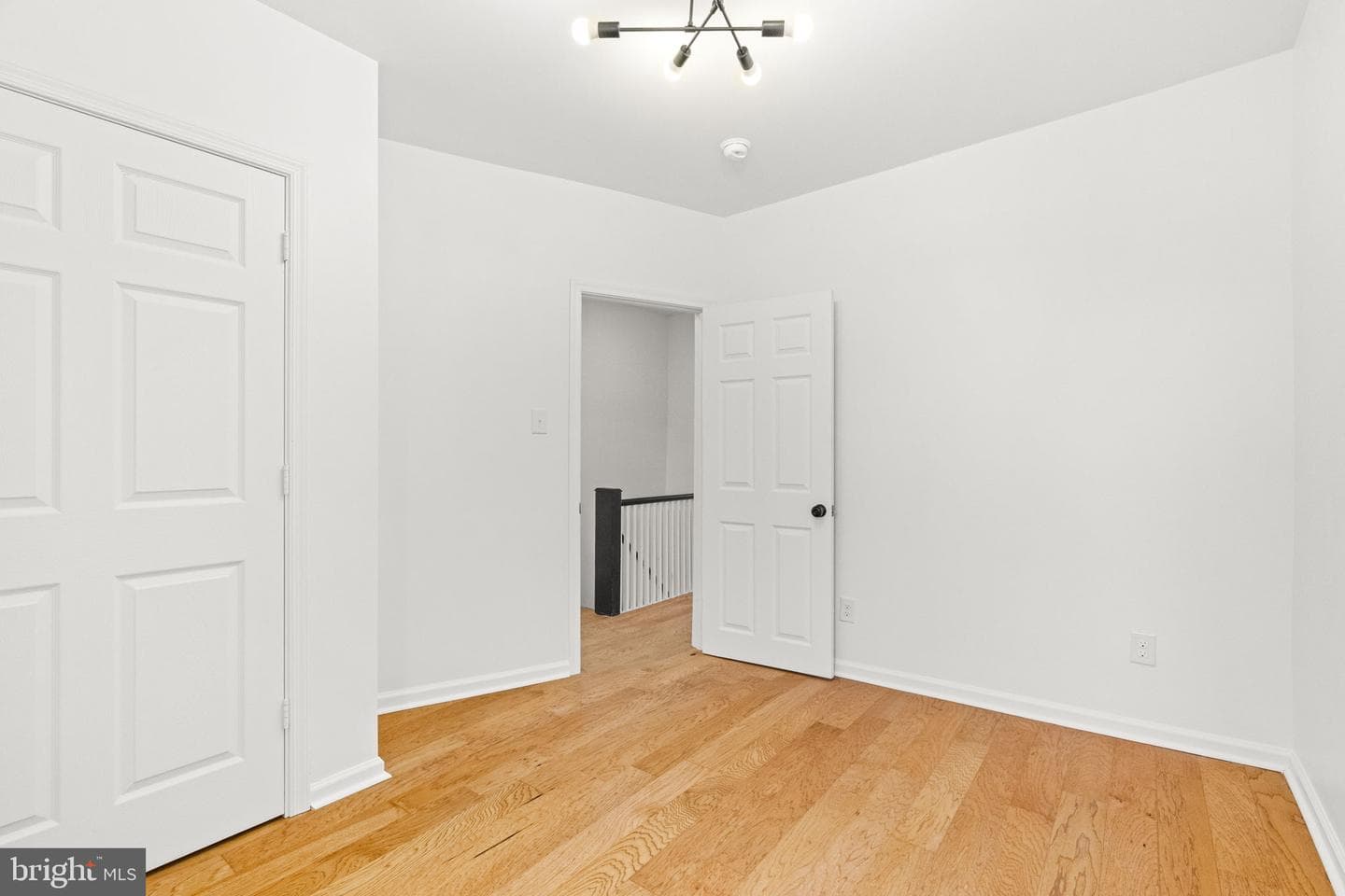 5612 Haddington Street photo 23