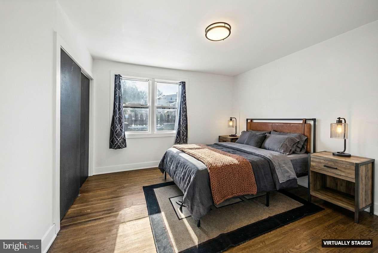 354 Krams Avenue photo 24