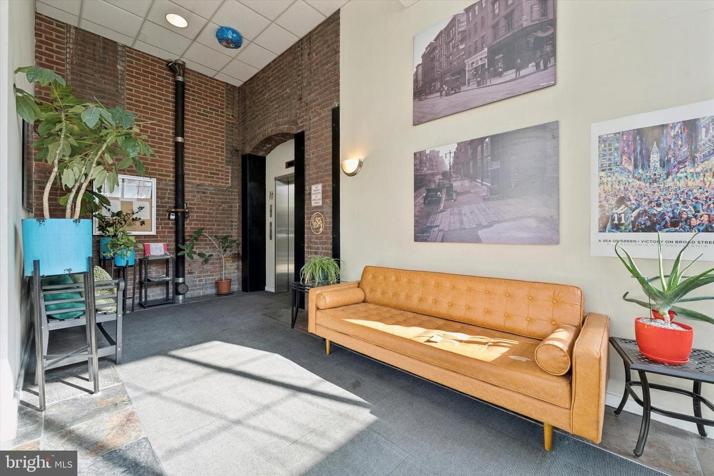 1010 Arch Street #807 photo 2