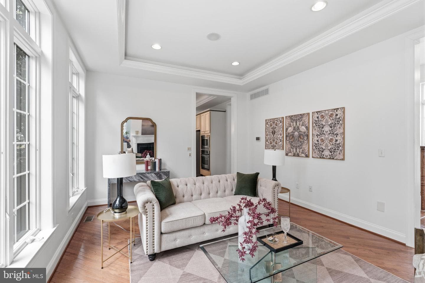 6622 Lincoln Drive photo 4