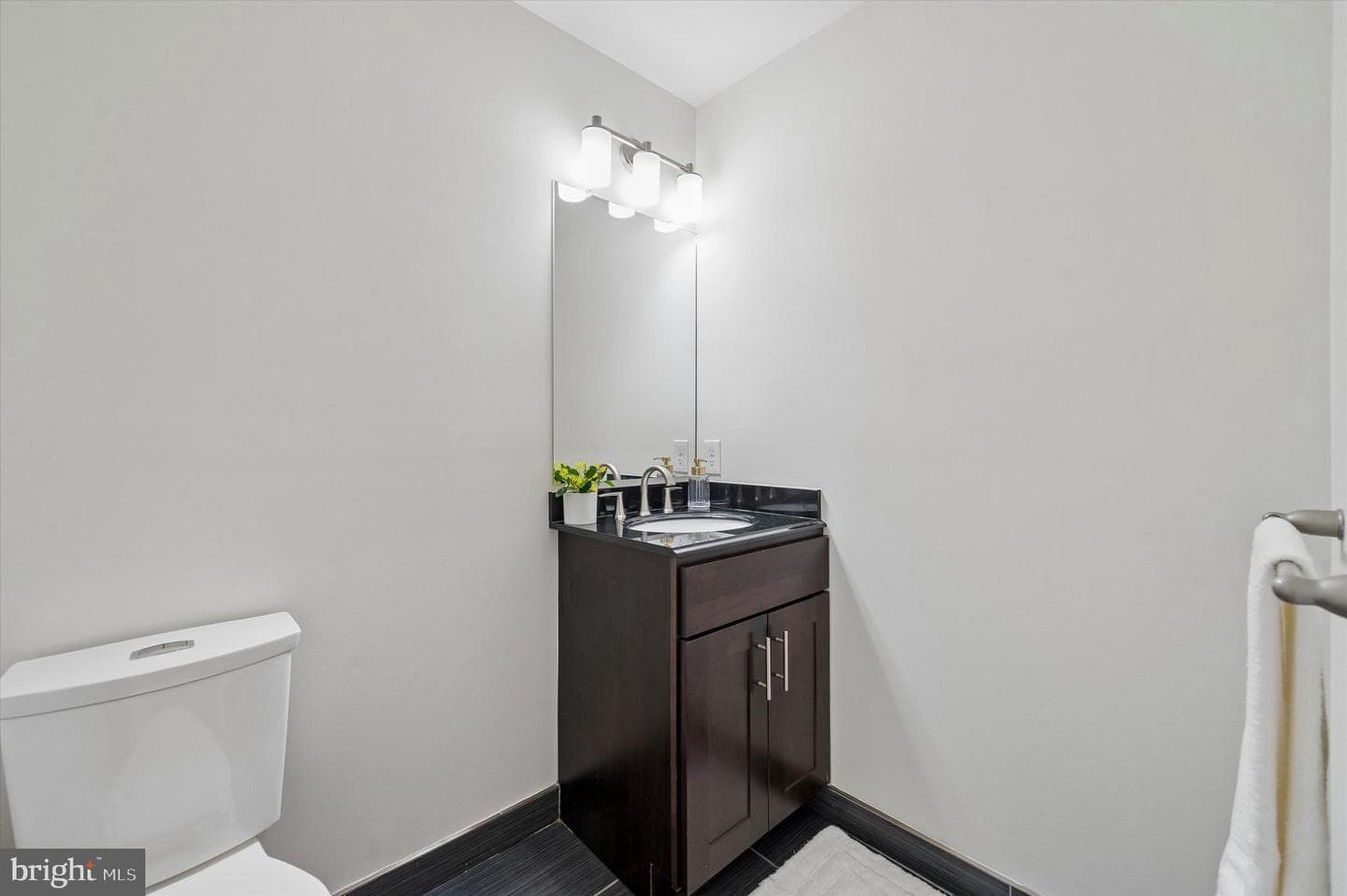 2555 Carpenter Street #E photo 14