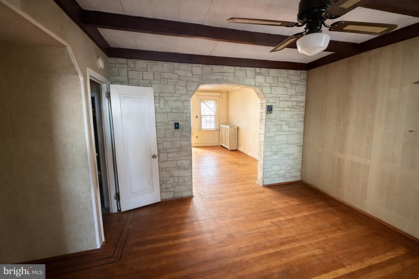 111 W Grange Avenue photo 6